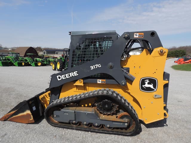 Image of John Deere 317G equipment image 1