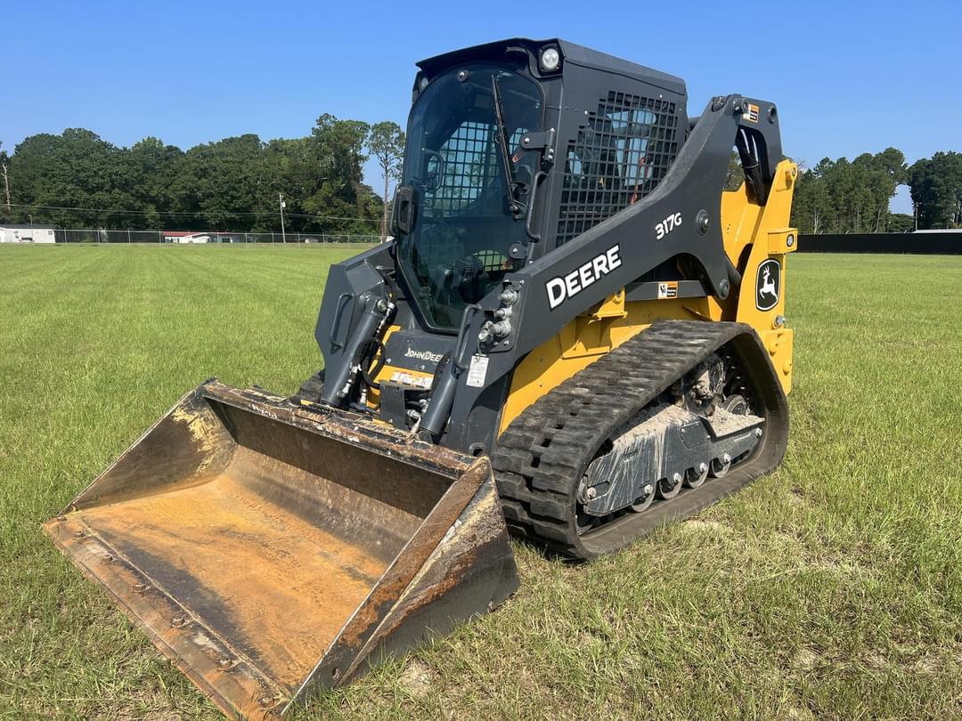 Image of John Deere 317G Primary image