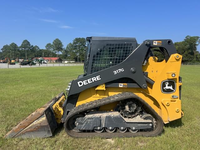 Image of John Deere 317G equipment image 1