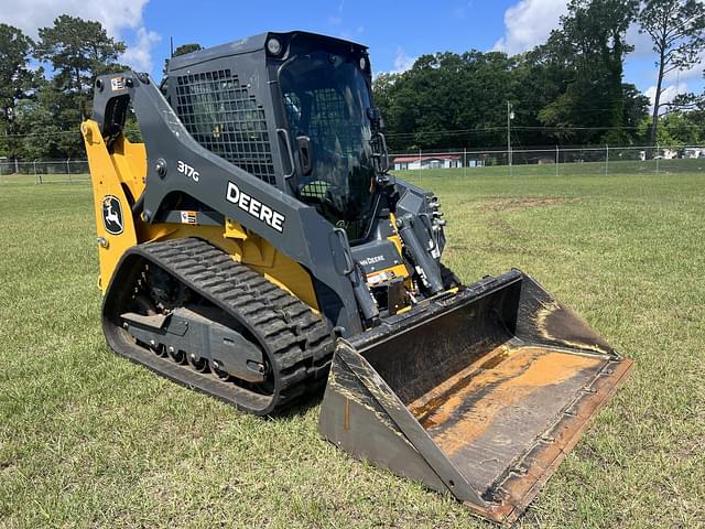 Image of John Deere 317G equipment image 4