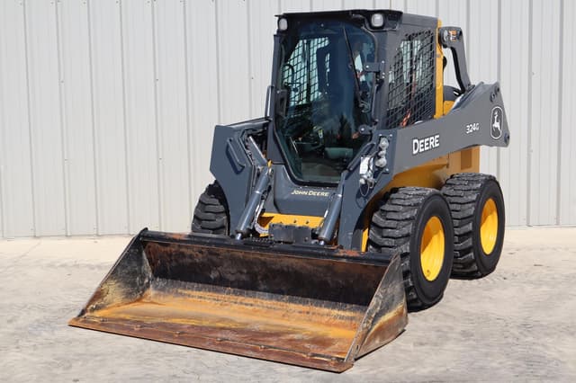 Image of John Deere 324G equipment image 3