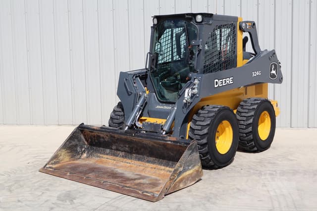 Image of John Deere 324G equipment image 2