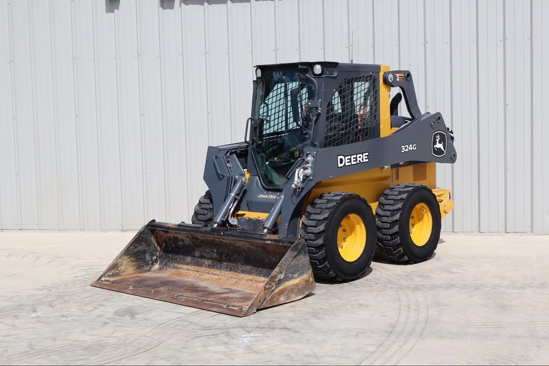 Image of John Deere 324G Primary image