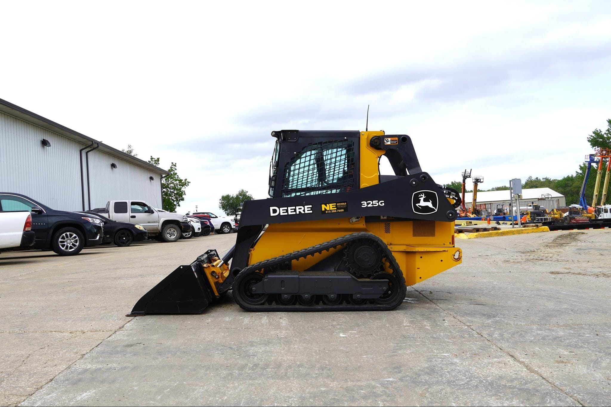 2024 John Deere 325G Equipment Image0
