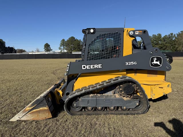 Image of John Deere 325G equipment image 1