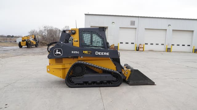 Image of John Deere 325G equipment image 3
