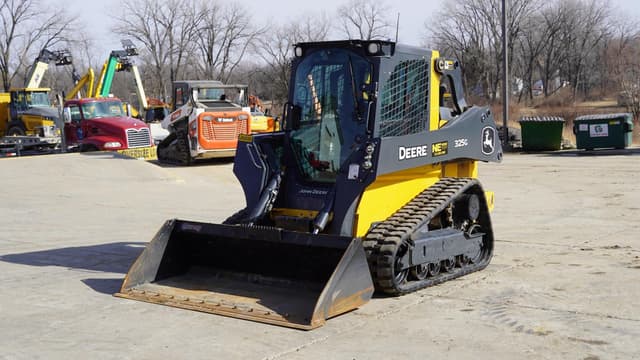 Image of John Deere 325G equipment image 2