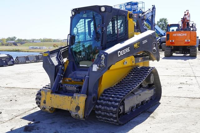 Image of John Deere 333G equipment image 2