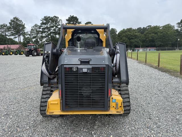 Image of John Deere 333G equipment image 4