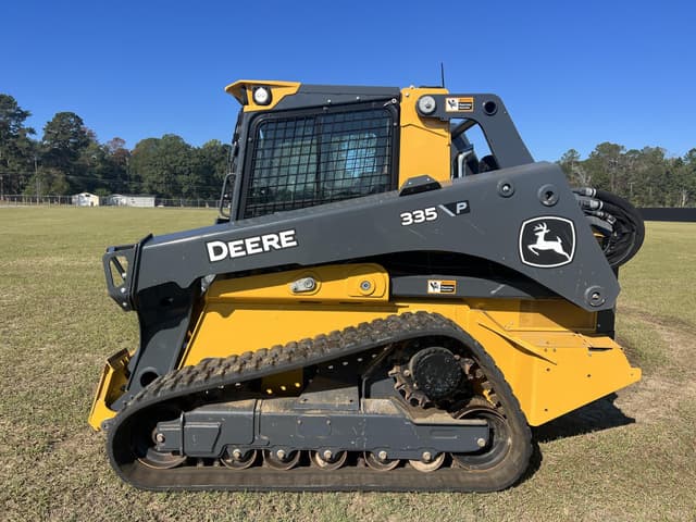 Image of John Deere 335P equipment image 1