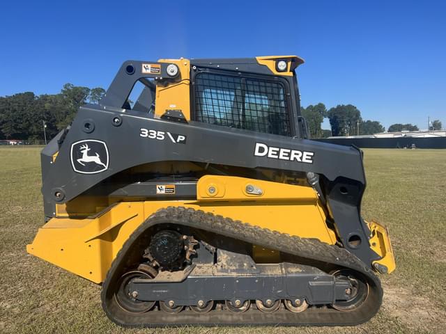 Image of John Deere 335P equipment image 4