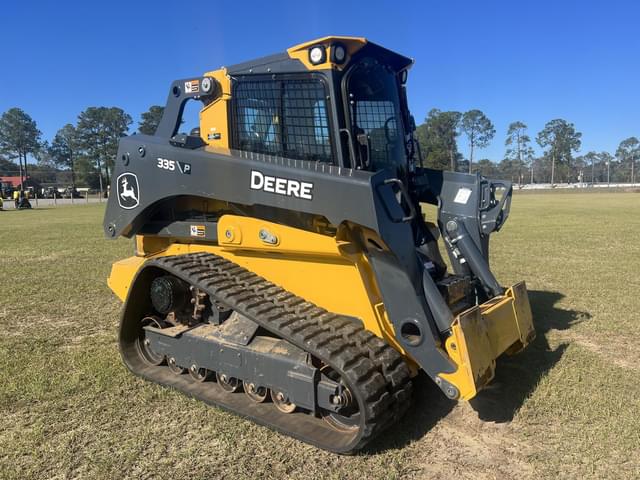 Image of John Deere 335P equipment image 3