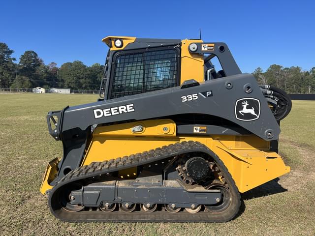 Image of John Deere 335P equipment image 1