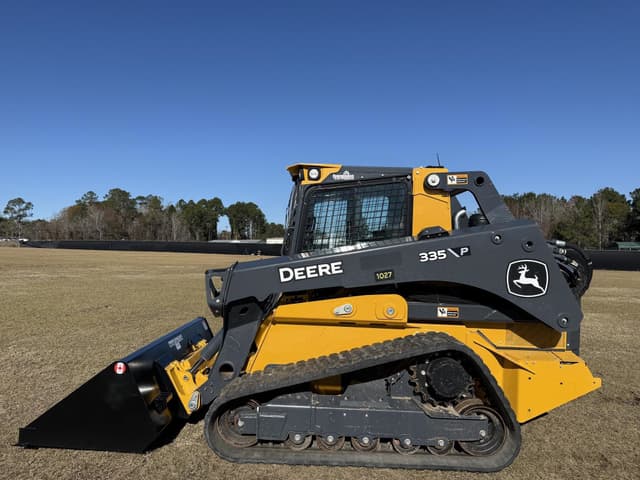 Image of John Deere 335P equipment image 1