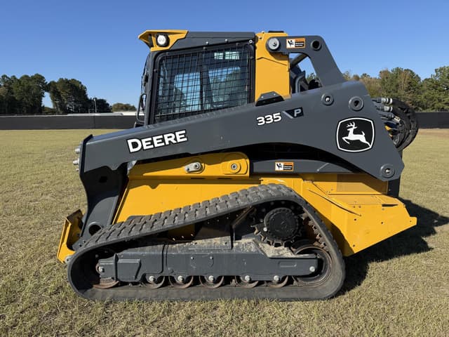 Image of John Deere 335P equipment image 1