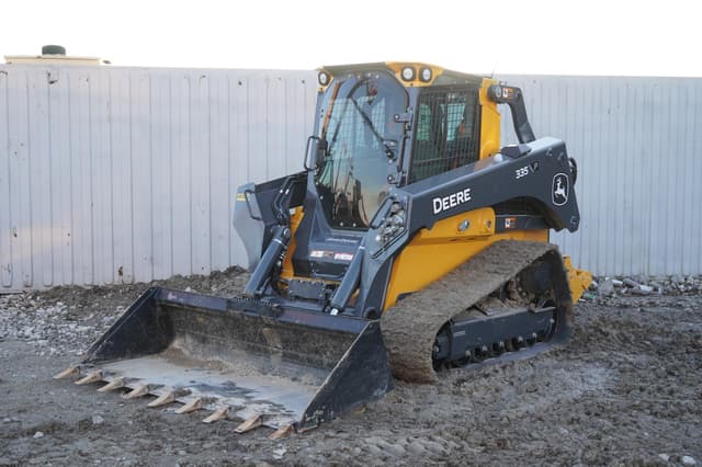Image of John Deere 335P equipment image 2