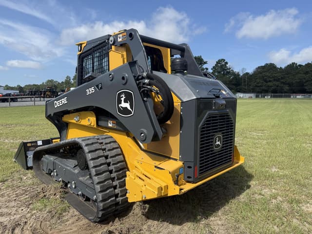 Image of John Deere 335P equipment image 2
