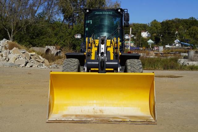 Image of John Deere 334P equipment image 2