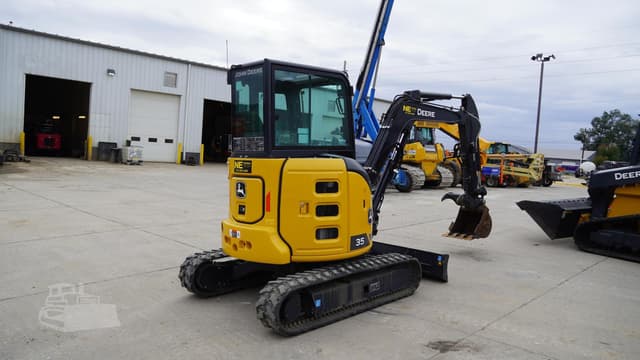 Image of John Deere 35P equipment image 4