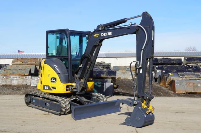 Image of John Deere 35P equipment image 4