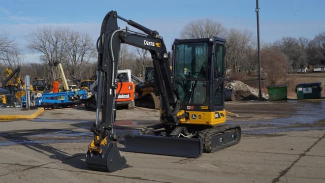 Image of John Deere 35P equipment image 2