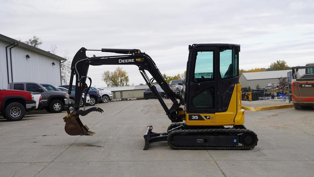 Image of John Deere 35P Primary image
