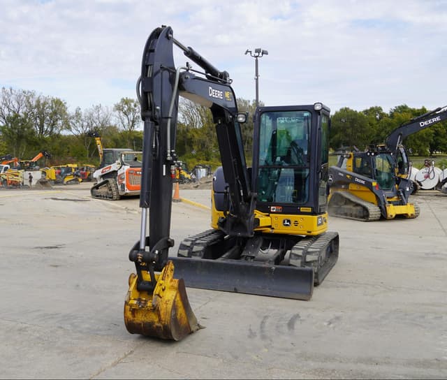 Image of John Deere 50P equipment image 3