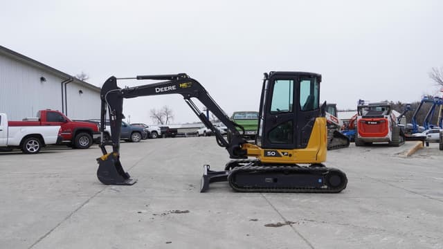 Image of John Deere 50P equipment image 1