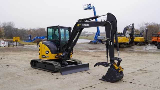 Image of John Deere 50P equipment image 4