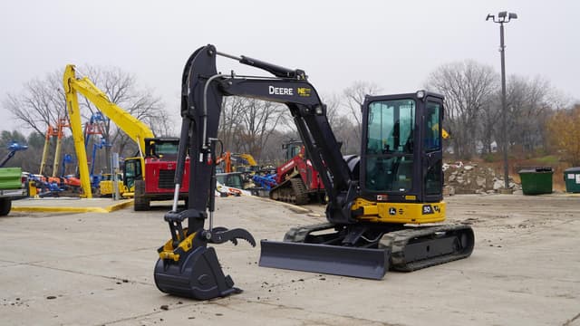 Image of John Deere 50P equipment image 2