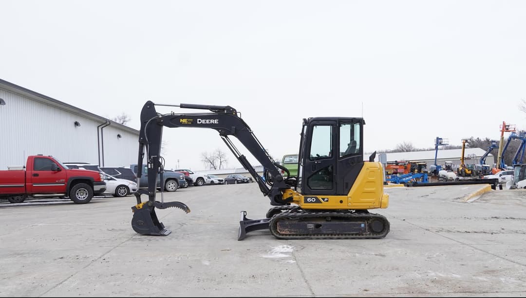 Image of John Deere 60P Primary image