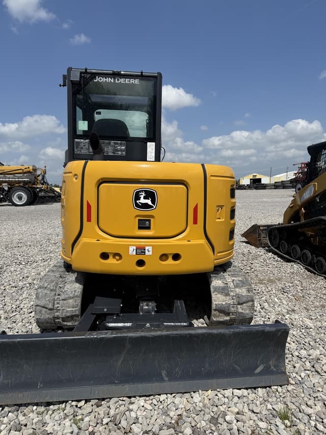 Image of John Deere 60P equipment image 1