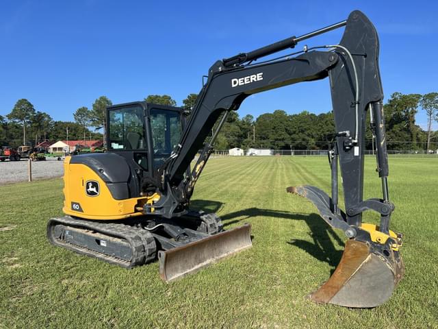Image of John Deere 60P equipment image 2