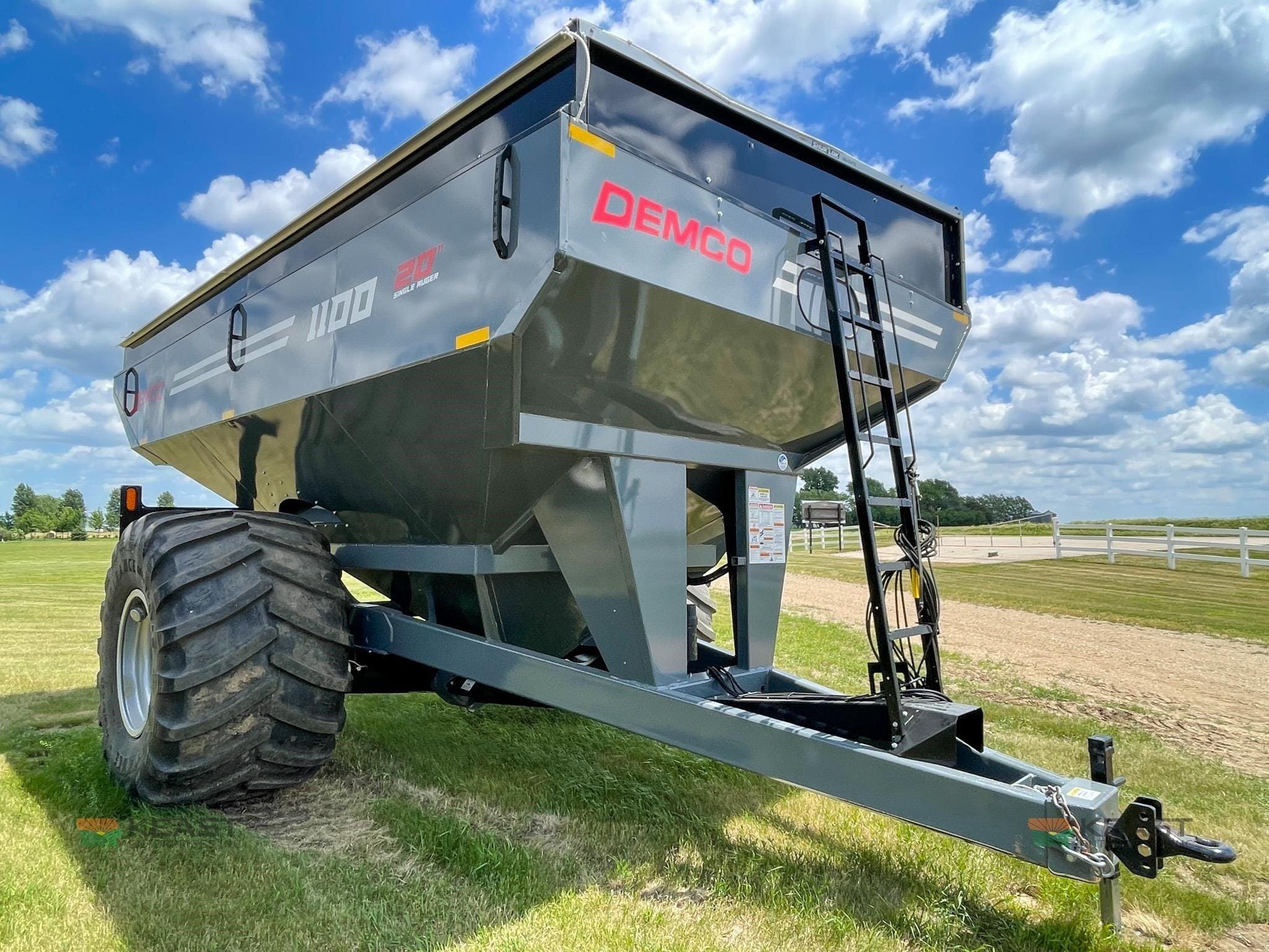 2024 Demco 1100 Equipment Image0