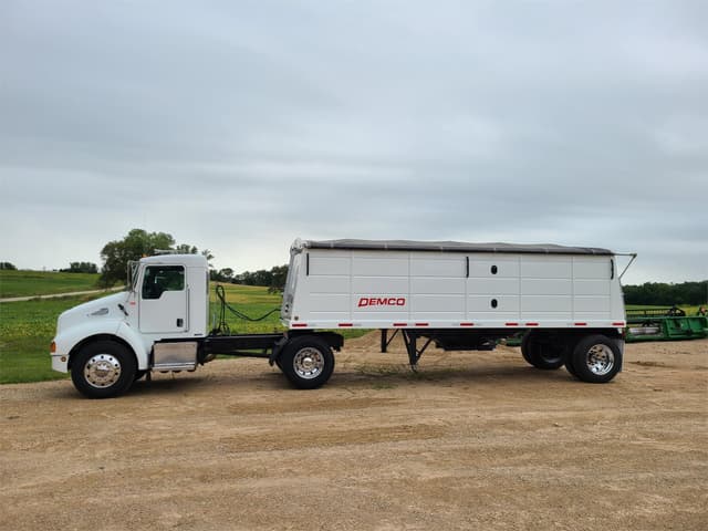 Image of Demco Grain Trailer equipment image 1