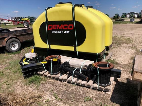 Image of Demco Side Quest equipment image 1