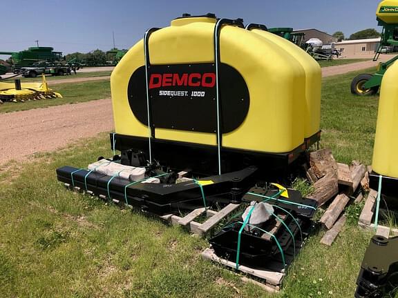 Image of Demco Side Quest equipment image 2