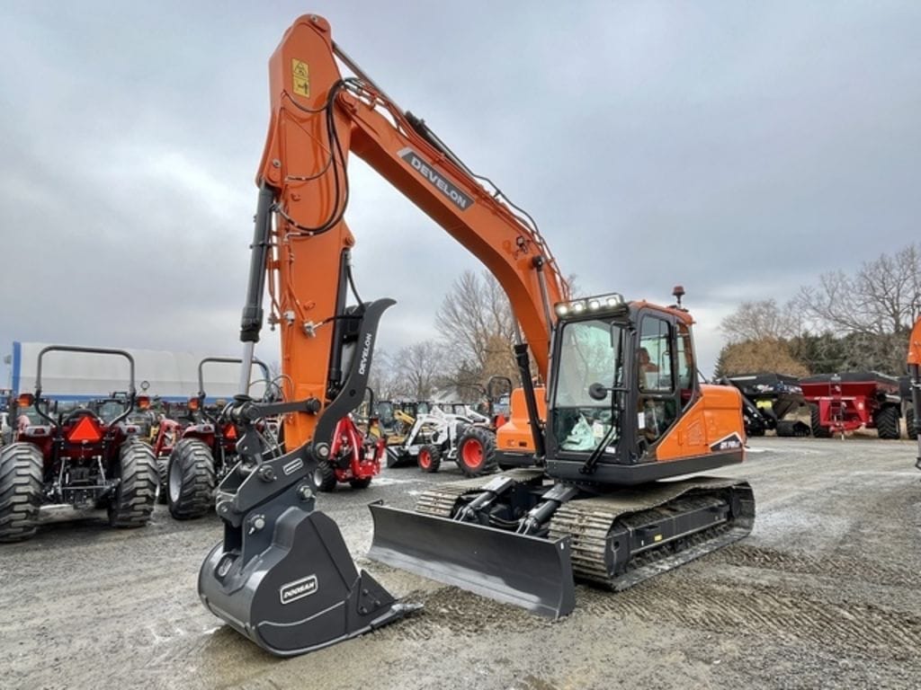 2024 Develon DX140LC-7K Equipment Image0