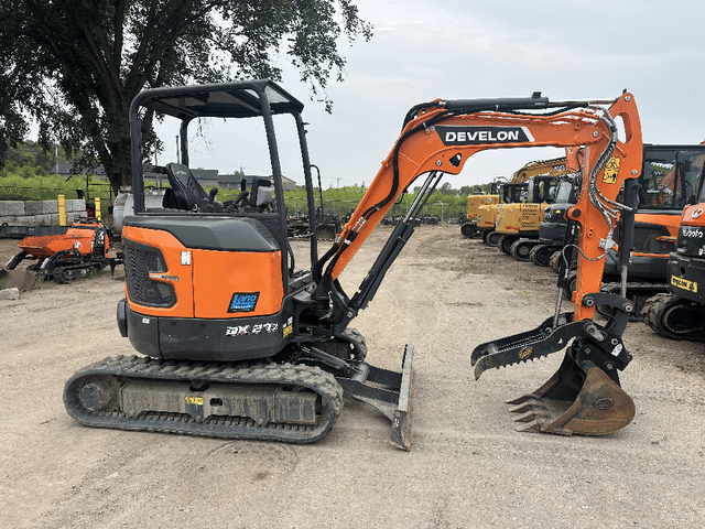 Image of Develon DX27Z-7 equipment image 4