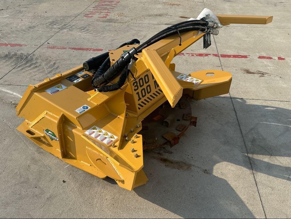 2024 Diamond Mowers FBS048 Equipment Image0