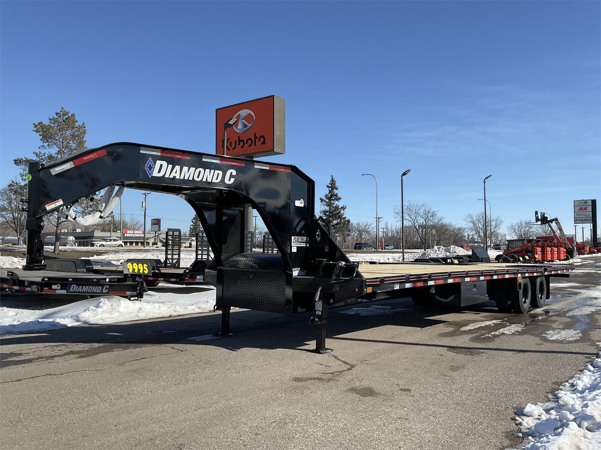 2024 Diamond C FMAX212 Equipment Image0