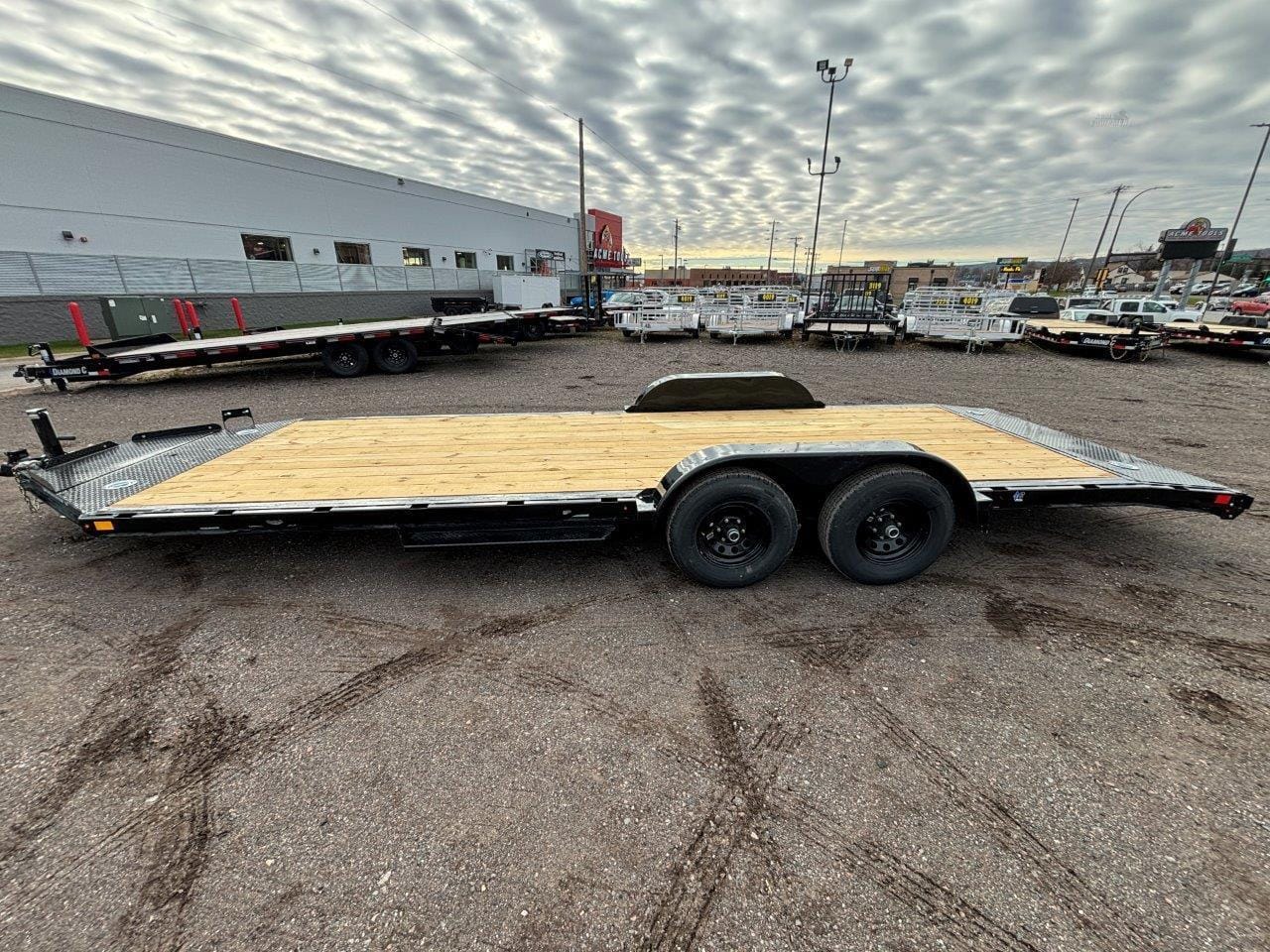 2024 Diamond C GTF Equipment Image0