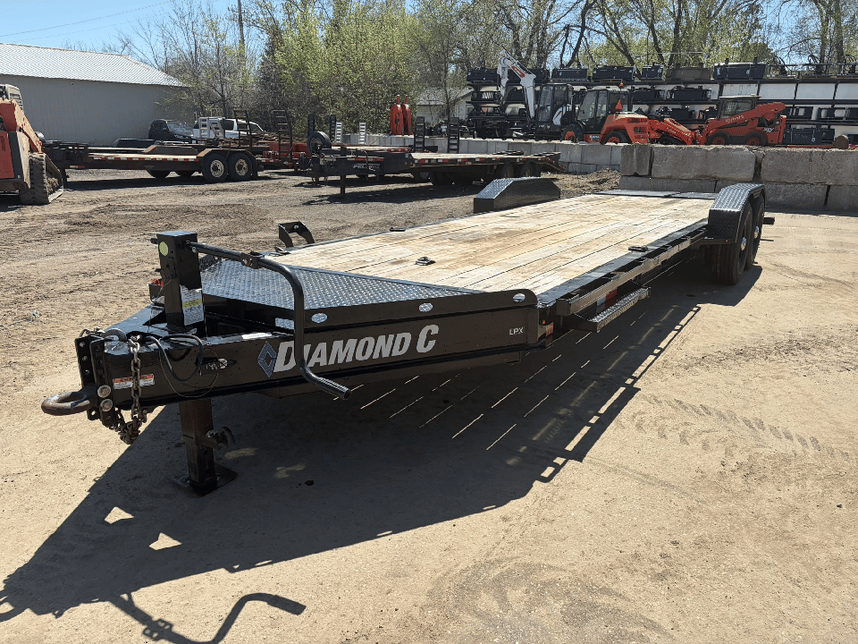 2024 Diamond C LPX14-24 Equipment Image0