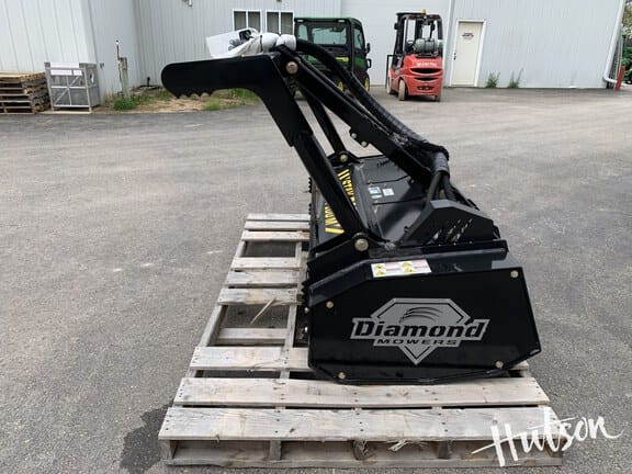 2024 Diamond Mowers FDS060 Equipment Image0