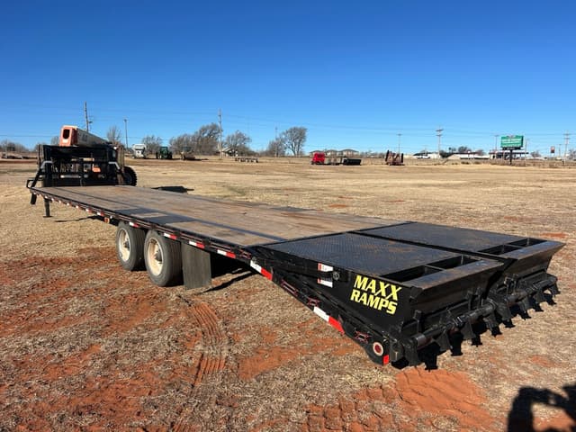 Image of Diamond T 10236DTF equipment image 2