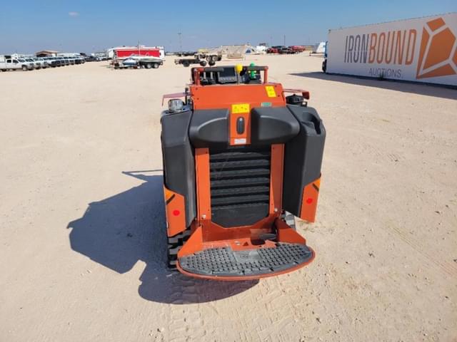Image of Ditch Witch SK1050 equipment image 3