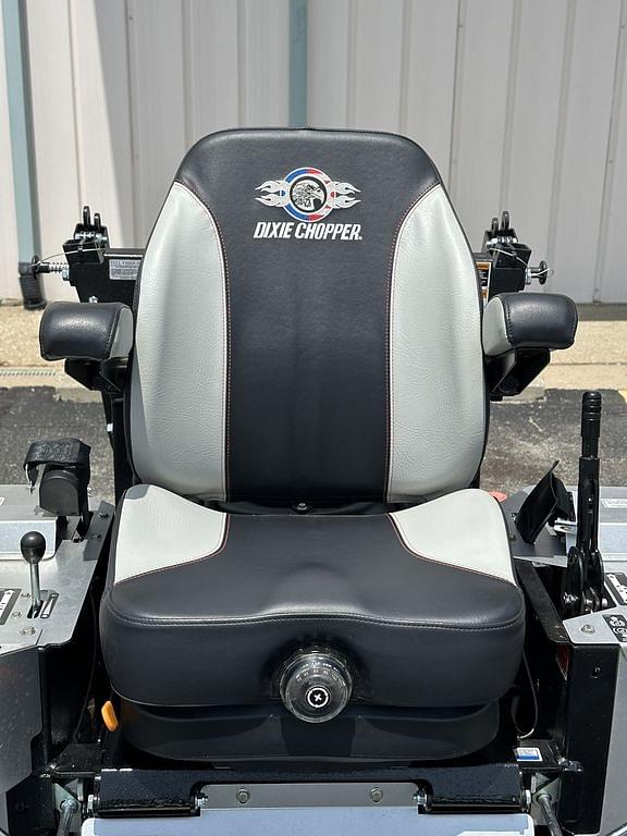 Image of Dixie Chopper XCaliber 3566KW equipment image 4