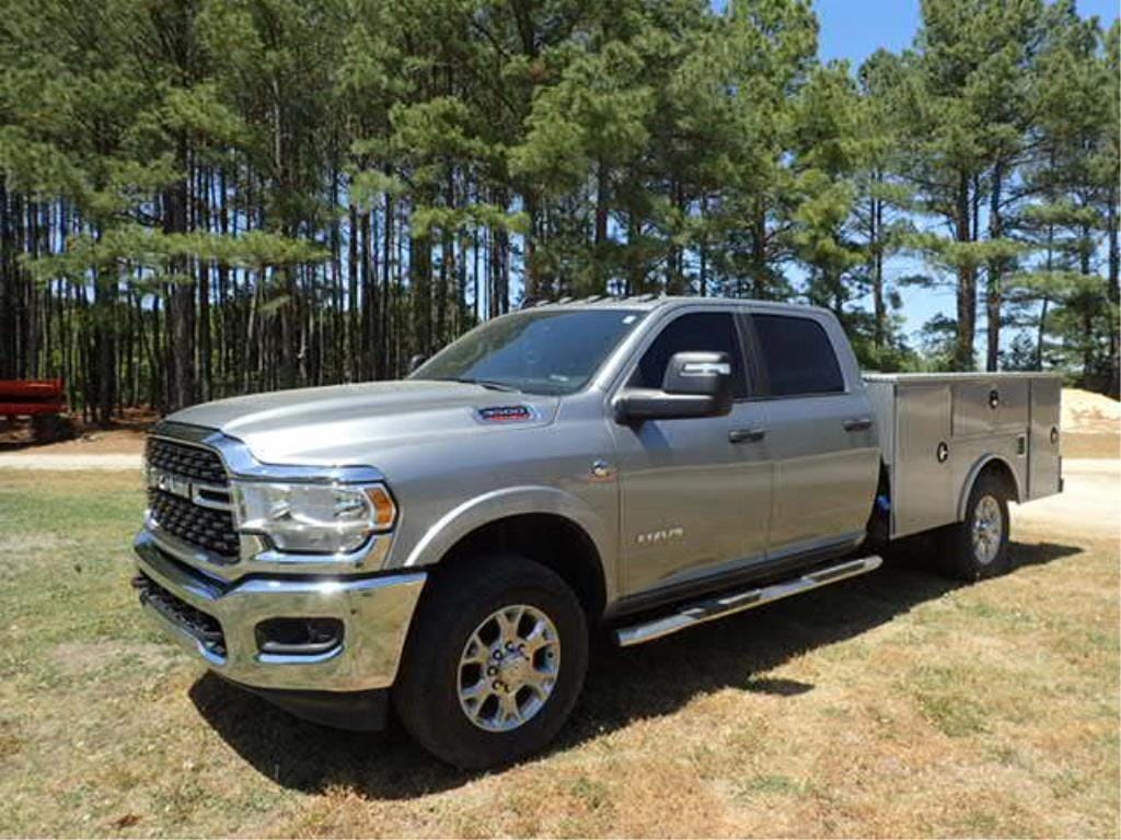 2024 Dodge Ram 4500 Equipment Image0