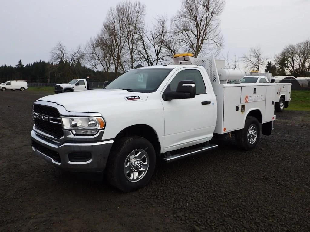 2024 Dodge Ram 2500 Equipment Image0