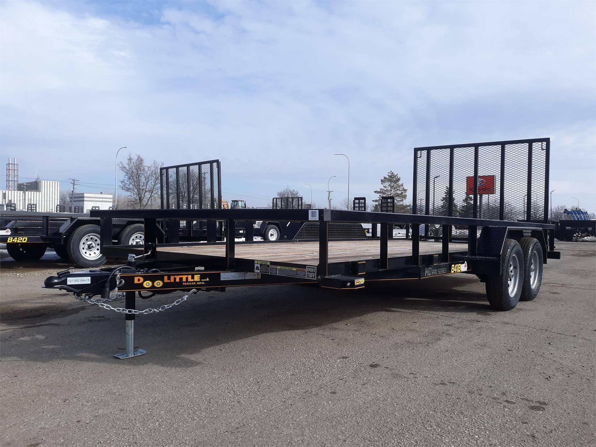 2024 Doolittle HD Pro Series 8418 Equipment Image0